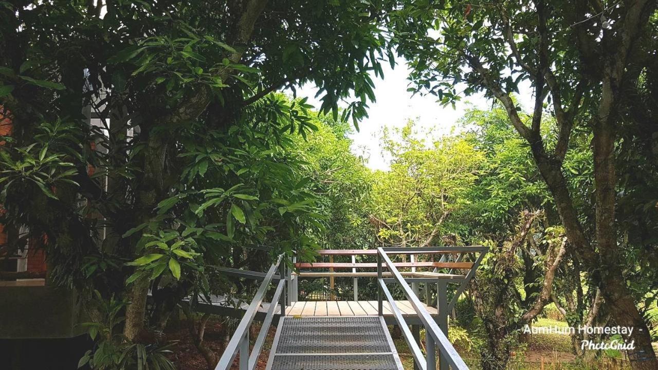 Aum Hum Homestay ファン エクステリア 写真