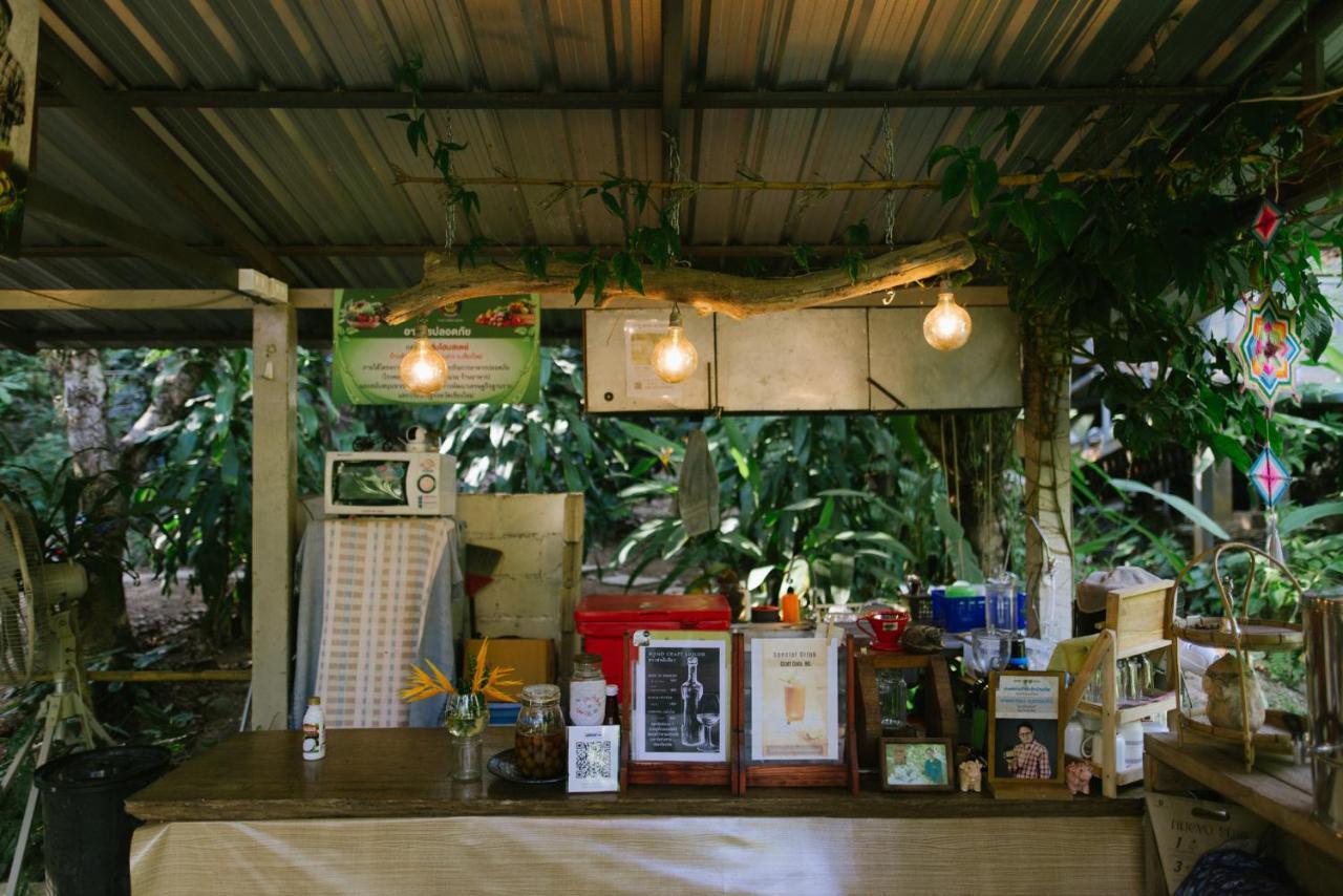 Aum Hum Homestay ファン エクステリア 写真